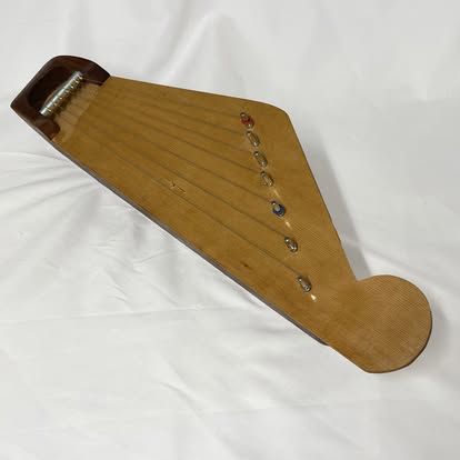 7 string Kantele maple and walnut