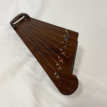 7 string walnut Kantele